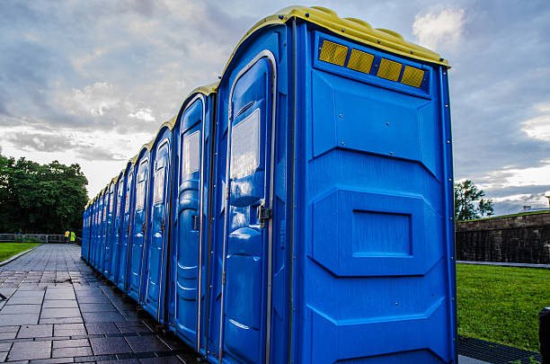 Best Construction site porta potty rental  in Wakeeney, KS